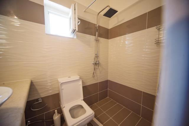 Efi Apartments Ájosz Górdiosz Kültér fotó